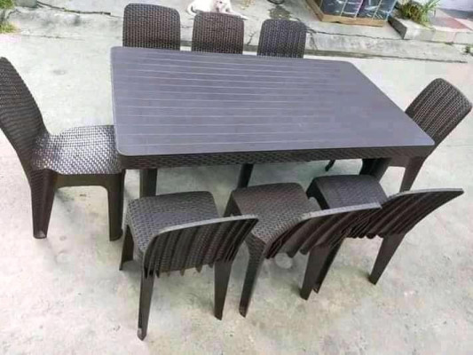 PLASTIC RATTAN CHAIRS AND TABLE SET