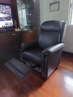 Recliner Chair