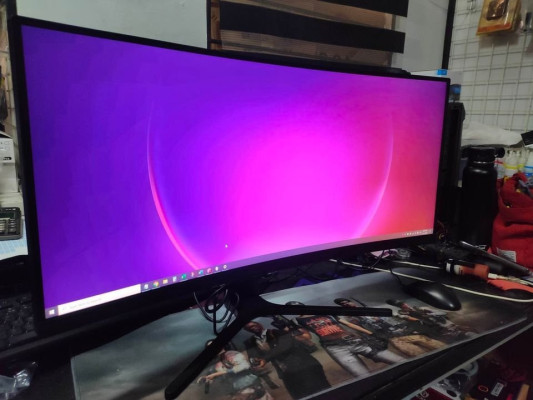 30" 200hz xiaomi curved monitor brandnew