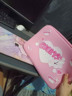 Macbook Air 2019 Lady Owned