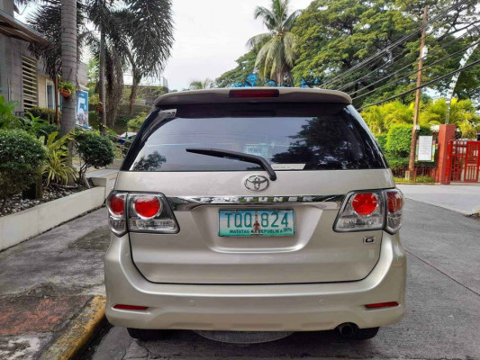 2012 Toyota fortuner