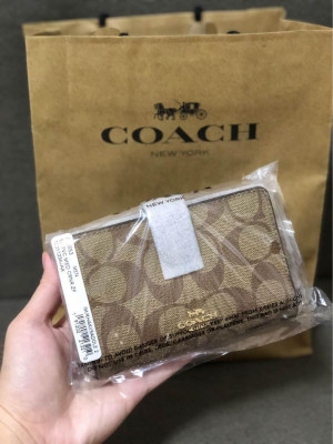 Authentic Coach Wallet