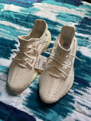 Yeezy 350 v2 bone