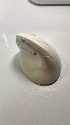 Deluxe 618 Mini Ergonomic Vertical Wireless Mouse