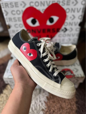 Converse CDG PLAY legit