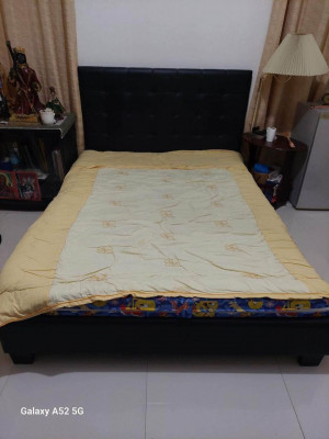 Selling our pre-loved bed frame