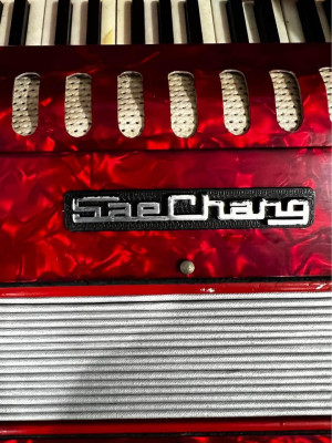Vintage Saechang Accordion