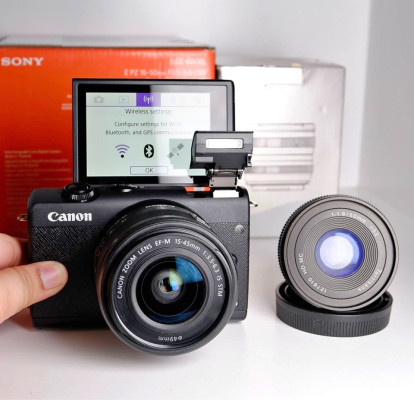 Canon M200 2 Lens Mirrorless 4k UHD video for vlog latest