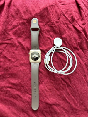 Apple Watch Series 2 42mm Sports Gold Negotiable