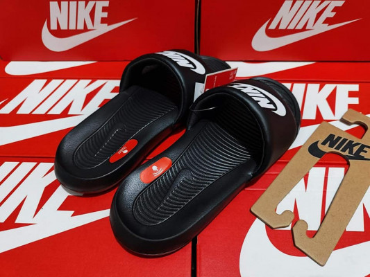 Nike Victory One Slide