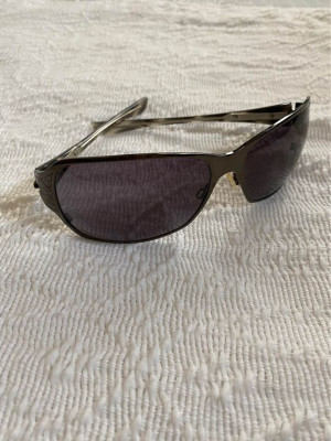 Preloved Oakley Behave Women Sunglasses