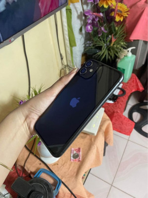 iPhone 11 Globelocked No issue 🖤