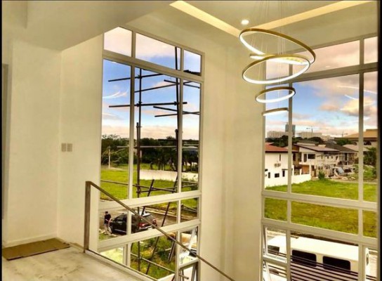 House and Lot - Quezon City