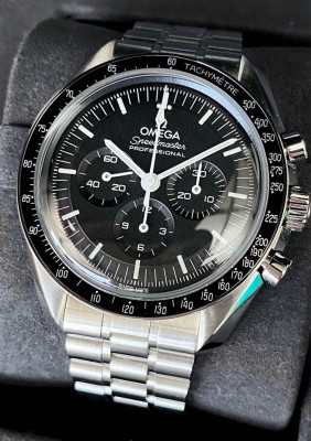 2022 Omega Speedmaster Professional “Moonwatch”