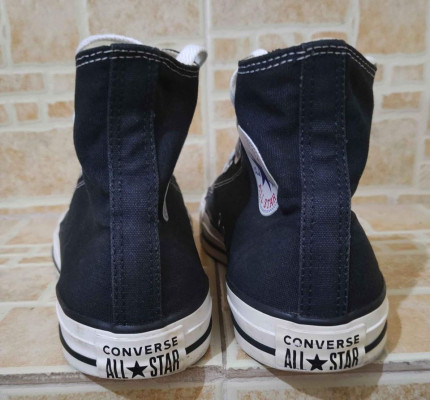 Converse | Chuck Taylor Allstar Hi-tops