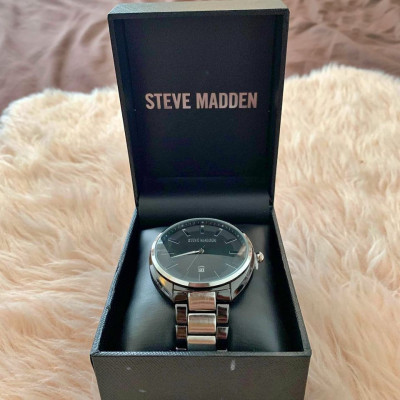 Steve madden watch