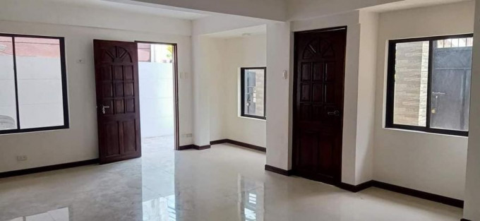 For sale House and Lot In Don Antonio Hts QC