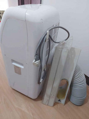 Moving out sale! Ariel Portable Air Conditioner