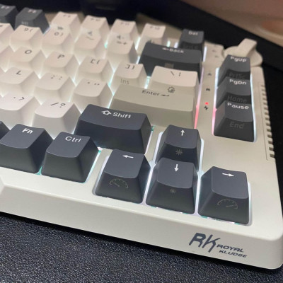 RKH81 Stock Keycaps only