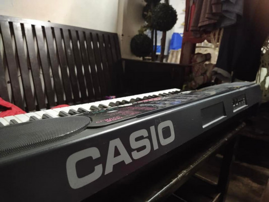 Casio LK-60 Touch Response