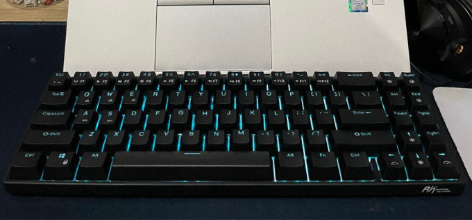 Royal Kludge RK71 (Black)