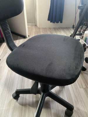 1.5k two office chairs