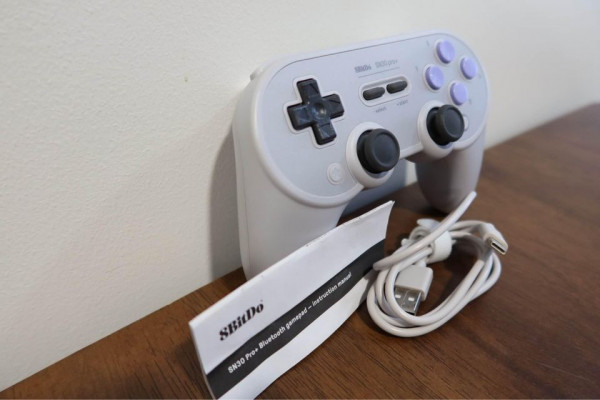 8Bitdo SN30 Pro+ Bluetooth Gamepad Controller