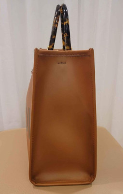 Brand New Fendi Sunshine Tote Medium