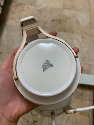 [USED - LIKE NEW] Corsair Virtuoso RGB Wireless Gaming Headset