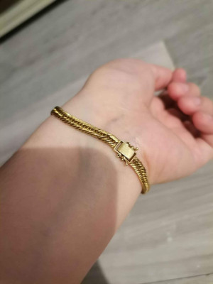 Saudi 18k gold bracelet japan style triple lock