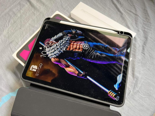 iPad Air 5th gen with Apple Pencil