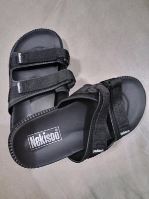 Nekisoo Sandals