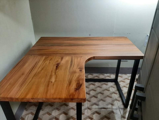 L shaped computer table