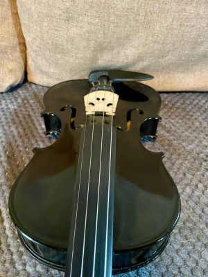 Bechondorf Violin