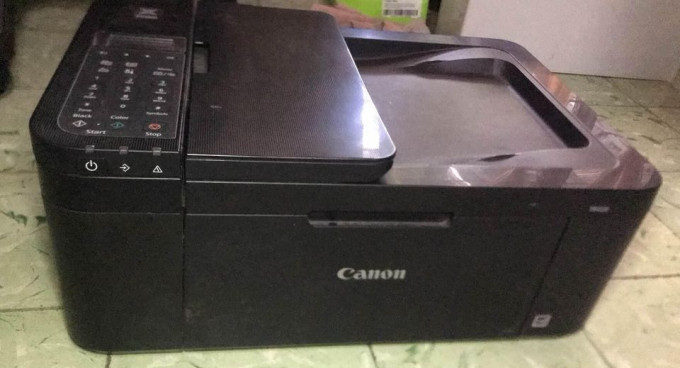 Canon Pixma TR4520 Wireless 3 in 1 Print / Scan / Xerox