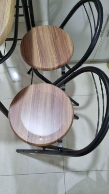 Dining set (high table with chairs)