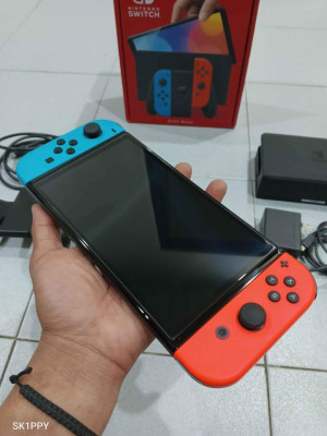 Nintendo Switch Oled (Neon)