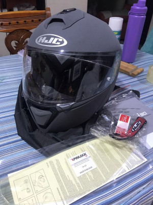 Good as new HJC i90 Helmet
