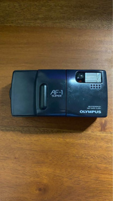 Digital Film Cameras (Contax T2, Olympus AF-1 Super)