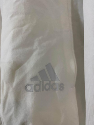 Adidas white hoodie good as new