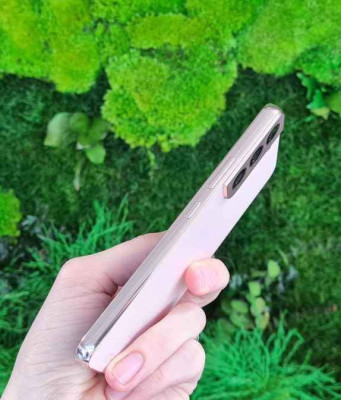 SAMSUNG S22 5G 120HZ