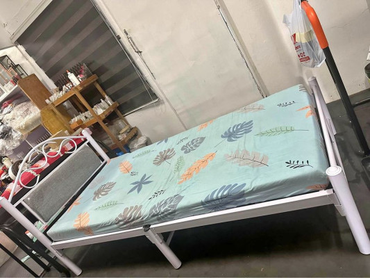 Collapsible Single Bed Frame White 36x75