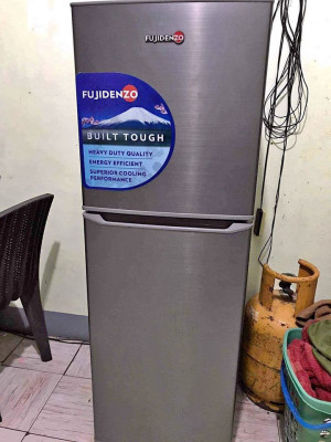 FUJIDENZO INVERTER REFRIGERATOR