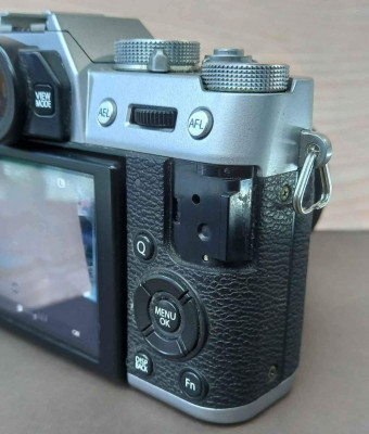 FUJIFILM X-T10