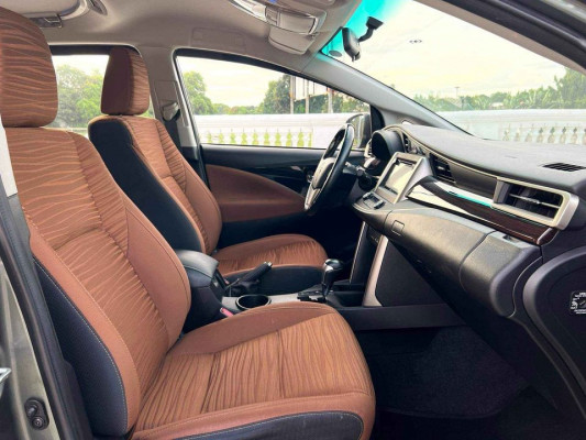 2016 Toyota innova 2.8 g dsl automatic