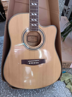 Yamaha acoustic guitar with 5eq