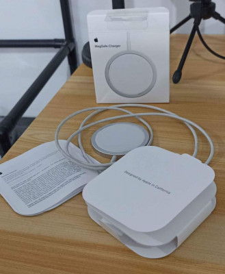 Original Apple wireless charger.