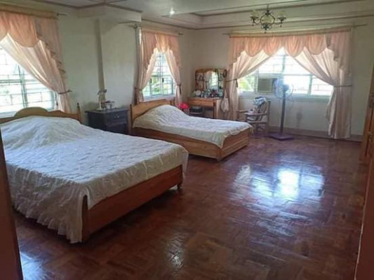 HOUSE AND LOT FOR SALE