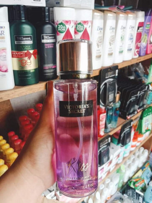 Victoria secret perfume