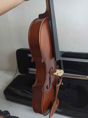 Violin (4x4)